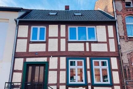 Haus Laage - 3 Zimmer, 120 m&sup2;, 259.000&euro; | Angebot:26043382