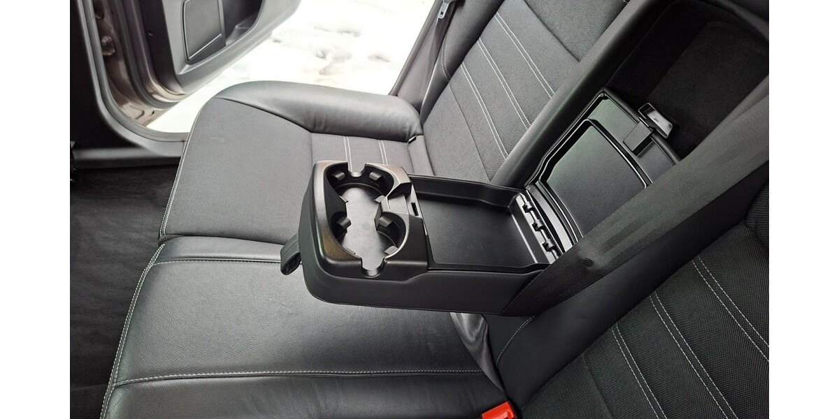 Ford Mondeo 182.000 km 7.700 &euro; Hamburg 20038