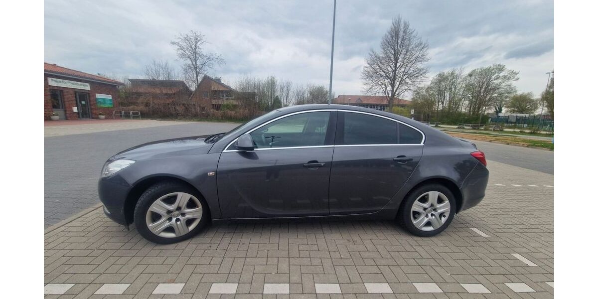 Opel Insignia 151.000 km 4.800 &euro; Krummesse 23628