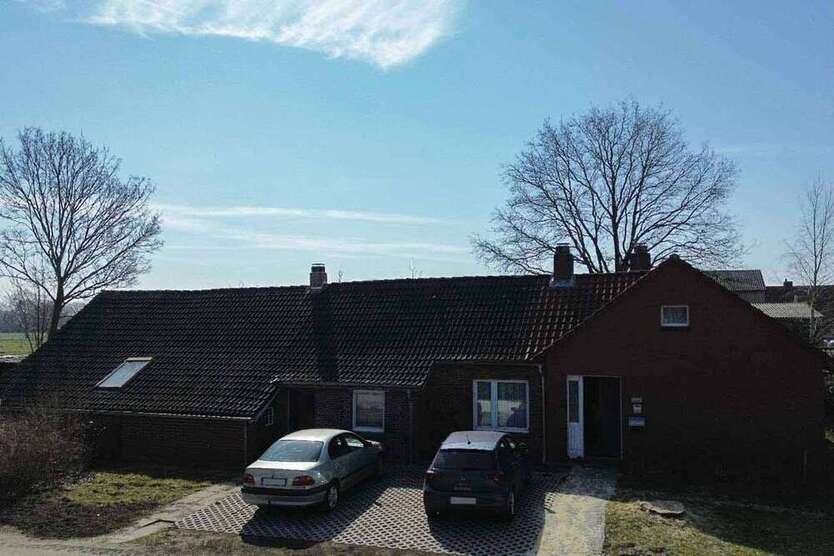 Haus zum Kaufen in Weener 288.000 € 160.17 m²