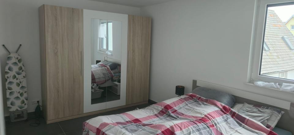 Etagenwohnung Stutensee - 3 Zimmer, 108 m&sup2;, 1.550&euro; | Angebot:24675518