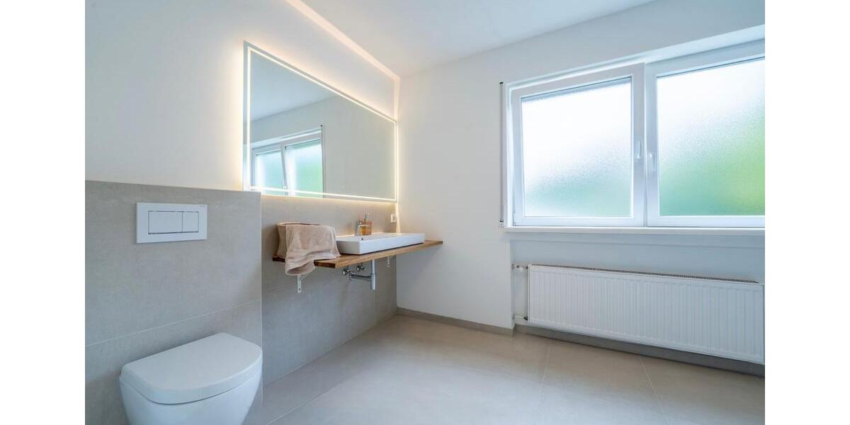 Sanierte 3,5-ZKB-Erdgeschosswohnung mit Balkon und Garten 3 zimmer