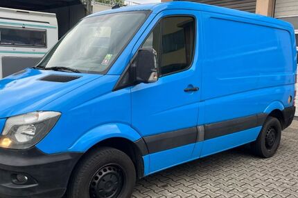 Mercedes-Benz Sprinter 445.000 km 4.990 &euro; Frankfurt am Main 65933
