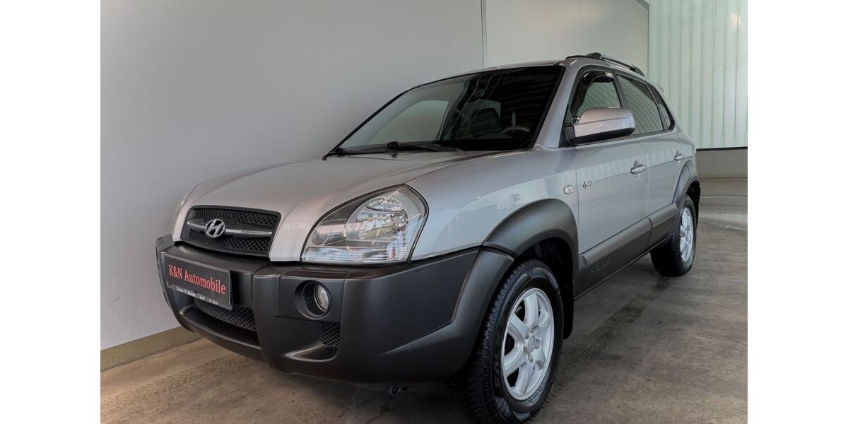 Hyundai TUCSON 240.000 km 3.499 &euro; Hilden 40721