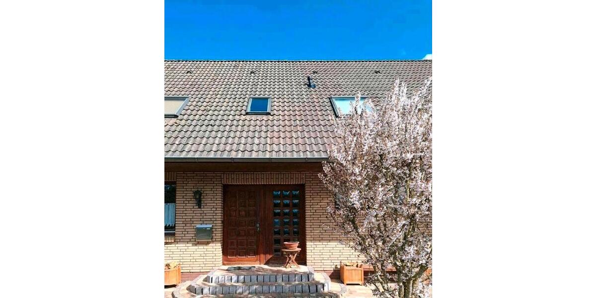 Einfamilienhaus Zeven - 8 Zimmer, 300 m&sup2;, 699.000&euro; | Angebot:25942775