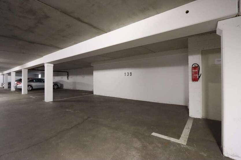 Garage zu vermieten in Dresden 50 €