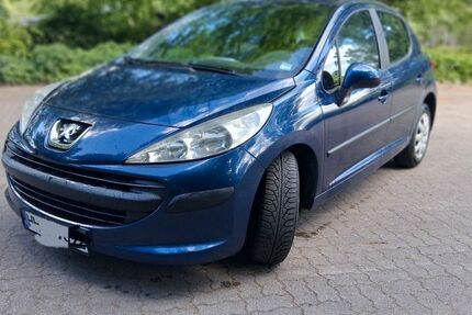 Peugeot 207 148.500 km 1.650 &euro; Hamburg 22179