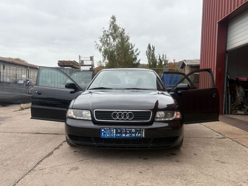 Audi A4 237.800 km 4.000 € Neustadt bei Coburg 96465