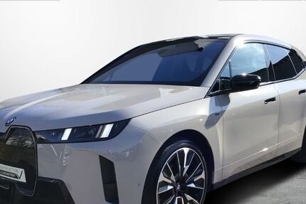 BMW iX 2.400 km 98.890 &euro; Emden 26723