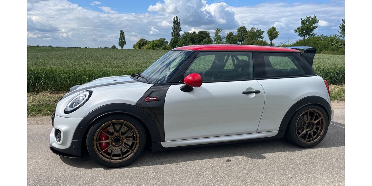 Mini John Cooper Works 99.000 km 27.900 € Berg 53505