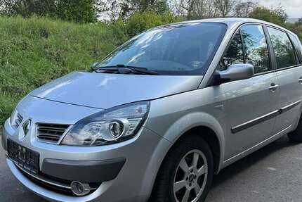 Renault Scenic 113.500 km 3.250 &euro; limburg 65549