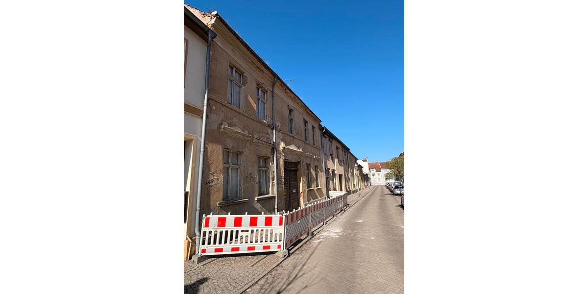 Mehrfamilienhaus, Wohnhaus Zehdenick - 8 Zimmer, 144 m&sup2;, 50.000&euro; | Angebot:26253206