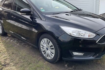 Ford Focus 281.000 km 3.800 &euro; Fintel 27389