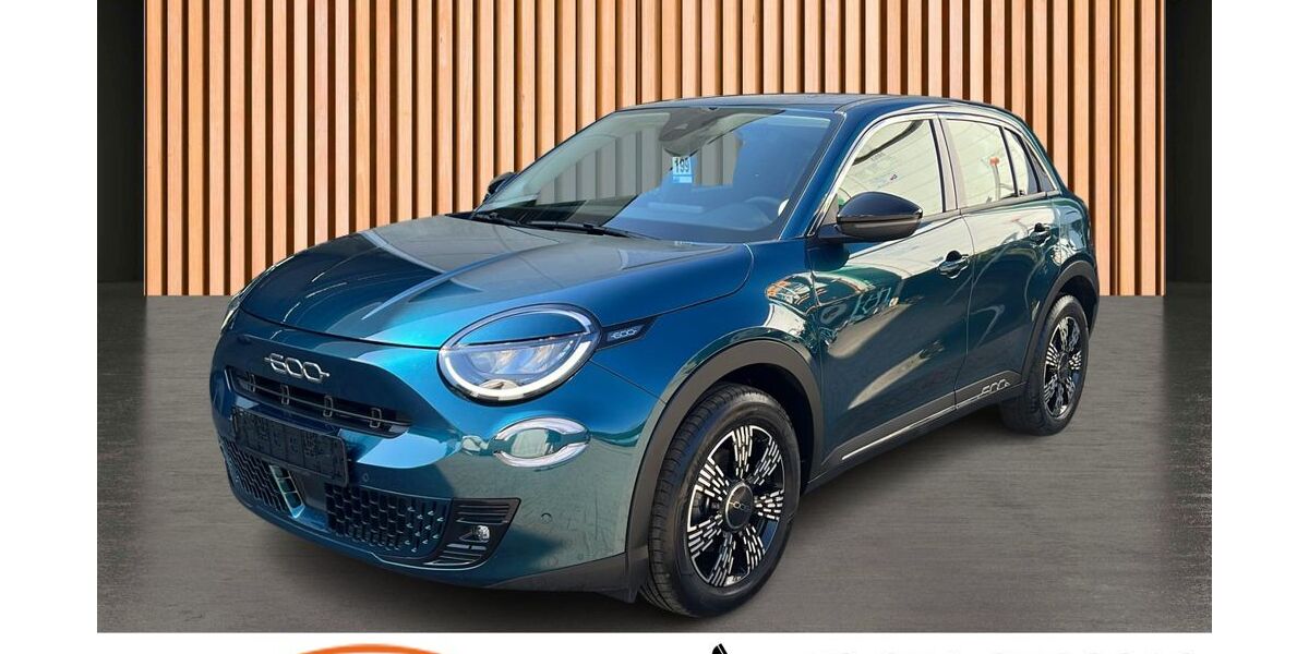 Fiat 600 8.479 km 19.980 &euro; Dresden 01328