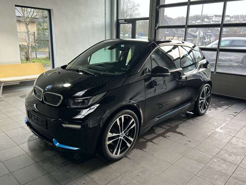 i3