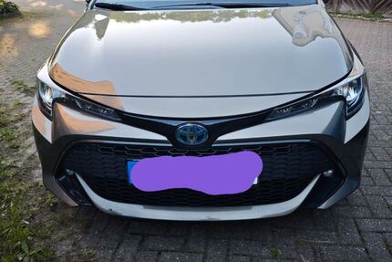 Toyota Corolla 50.600 km 21.500 &euro; Düsseldorf 40211