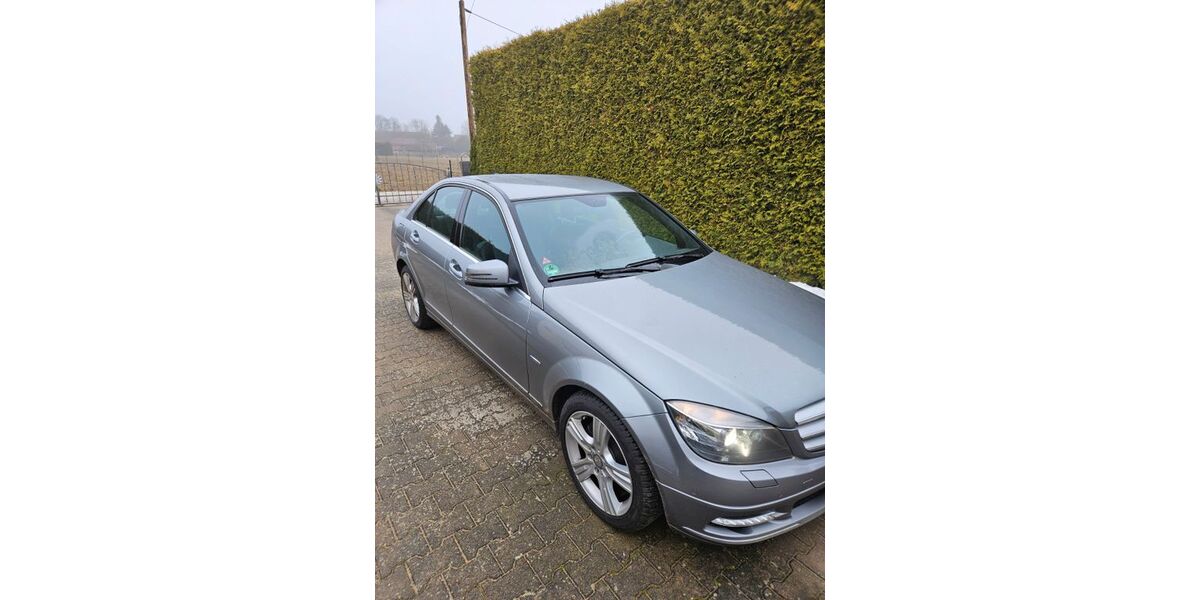Mercedes-Benz C 180 108.851 km 9.000 &euro; Schenkendöbern 03172