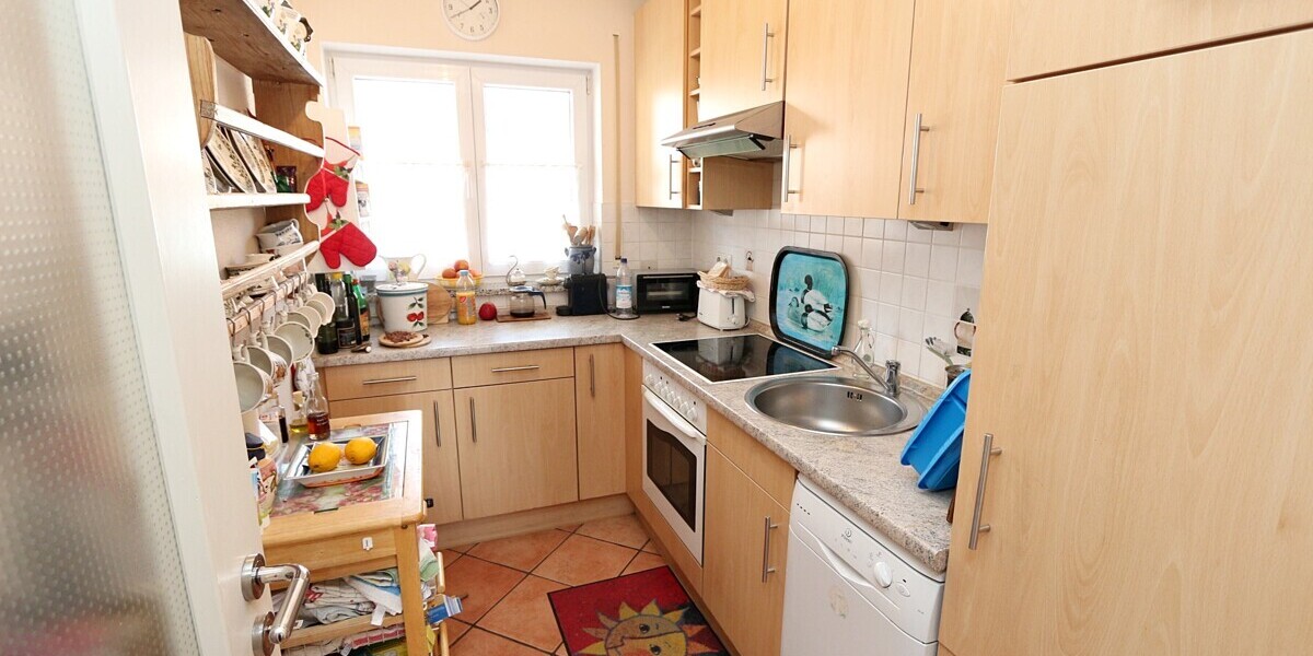 ** Traumapartment mit Sonnenterrasse ** und Stellplatz !! in S-Bahn-Nähe !! TOP-LAGE in GILCHING !! - Etagenwohnung Gilching | Angebot:26544391