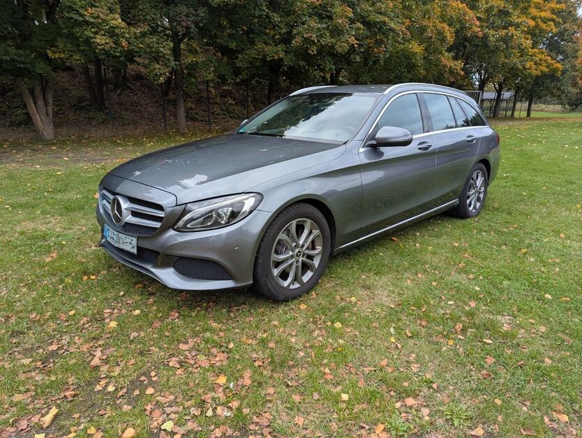 Mercedes-Benz C 220 167.800 km 17.000 € Groß Nordende 25436