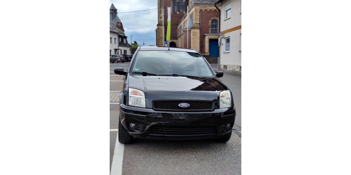 Ford Fusion 128.000 km 2.850 &euro; Neuwied 56566