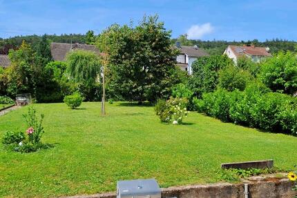 freistehendes Einfamilienhaus mit Garage und Garten(eingezäunt) 4 zimmer