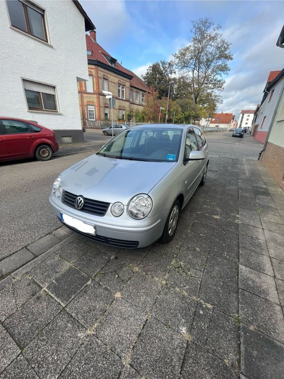 VW Polo 48.671 km 5.700 € Lampertheim 68623