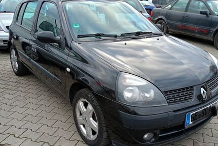 Renault Clio 142.700 km 1.550 &euro; Gelsenkirchen 45884