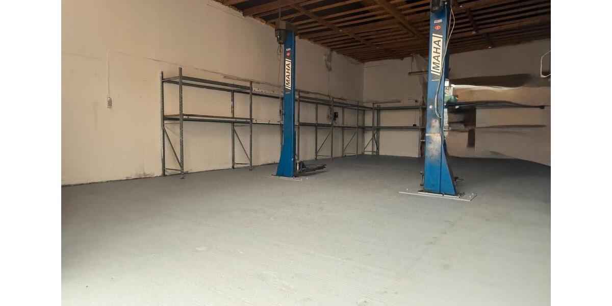 Werkstatt, Lagerhalle zu vermieten in Neu-Ulm zimmer