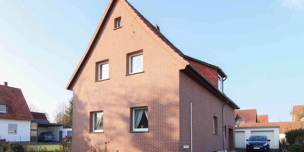 Einfamilienhaus Bad Münder am Deister Hachmühlen - 1 Zimmer, 243 m&sup2;, 219.000&euro; | Angebot:26259243