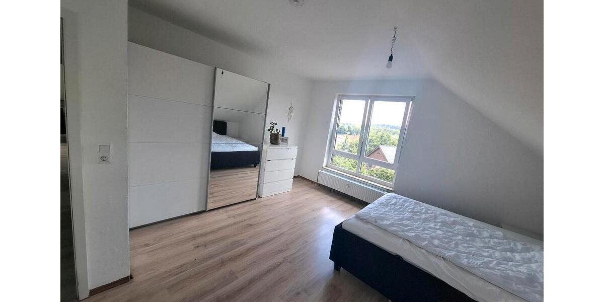 Dachgeschoßwohnung Bremervörde - 3 Zimmer, 81 m&sup2;, 152.500&euro; | Angebot:26795651