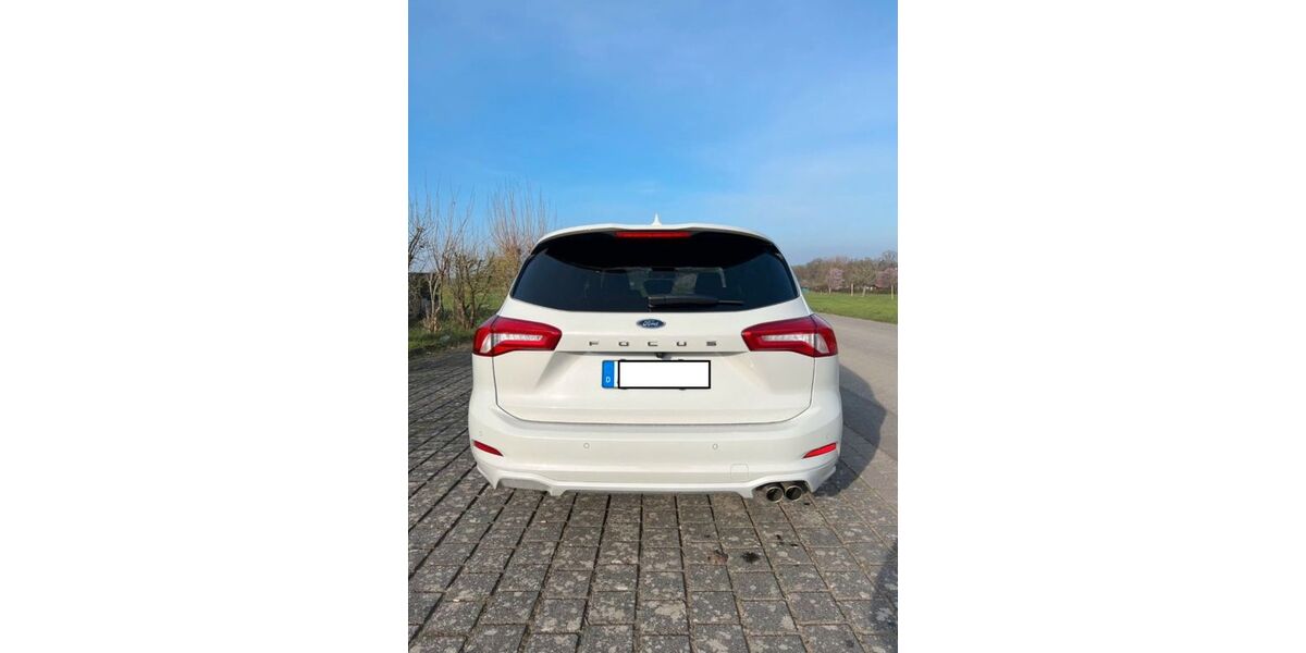 Ford Focus 77.900 km 13.500 &euro; Berlin 10785
