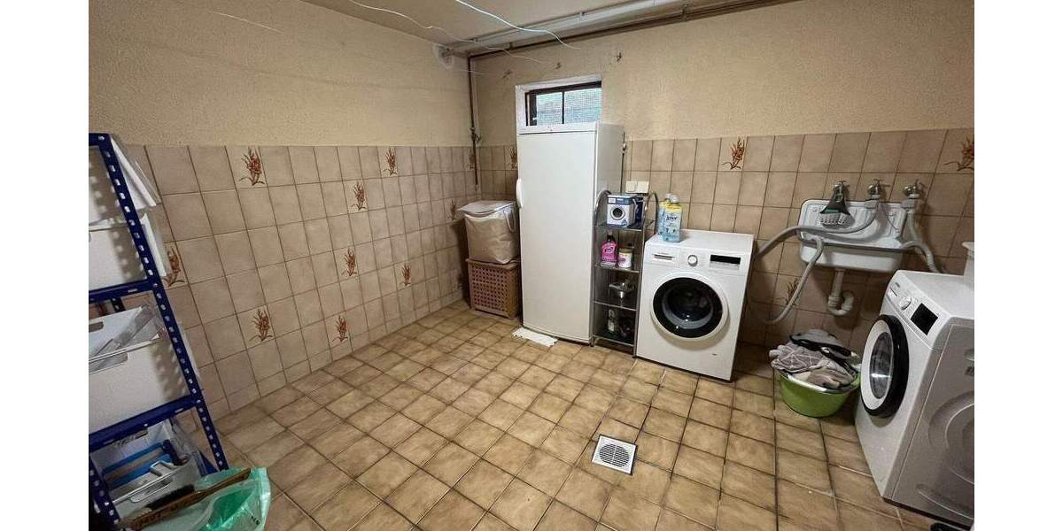 Etagenwohnung Eckental Forth - 3 Zimmer, 120 m&sup2;, 395.000&euro; | Angebot:25815145