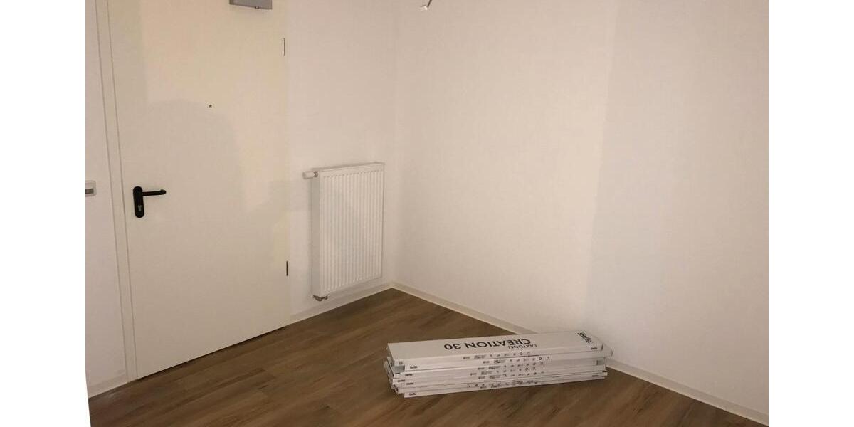Dachgeschoßwohnung Tellingstedt - 4 Zimmer, 156 m&sup2;, 1.090&euro; | Angebot:26380781