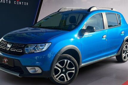 Dacia Sandero 98.000 km 8.999 &euro; Berlin 12439