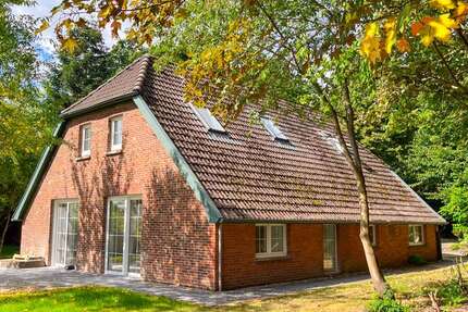 Haus zum Kaufen in Oldenburg (Oldenburg) Donnerschwee 689.000 € 180 m² 5 zimmer