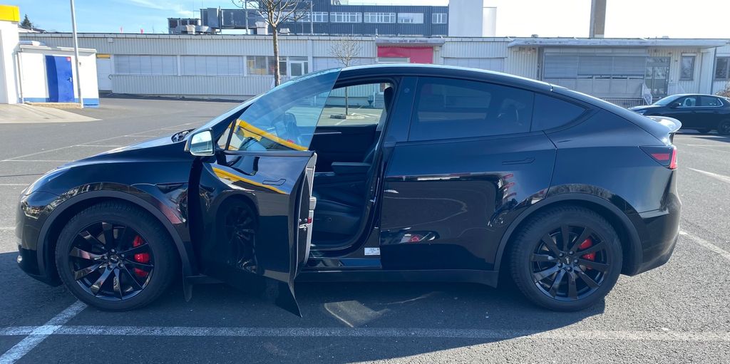 Tesla Model Y 34.775 km 39.999 &euro; Haibach 63808