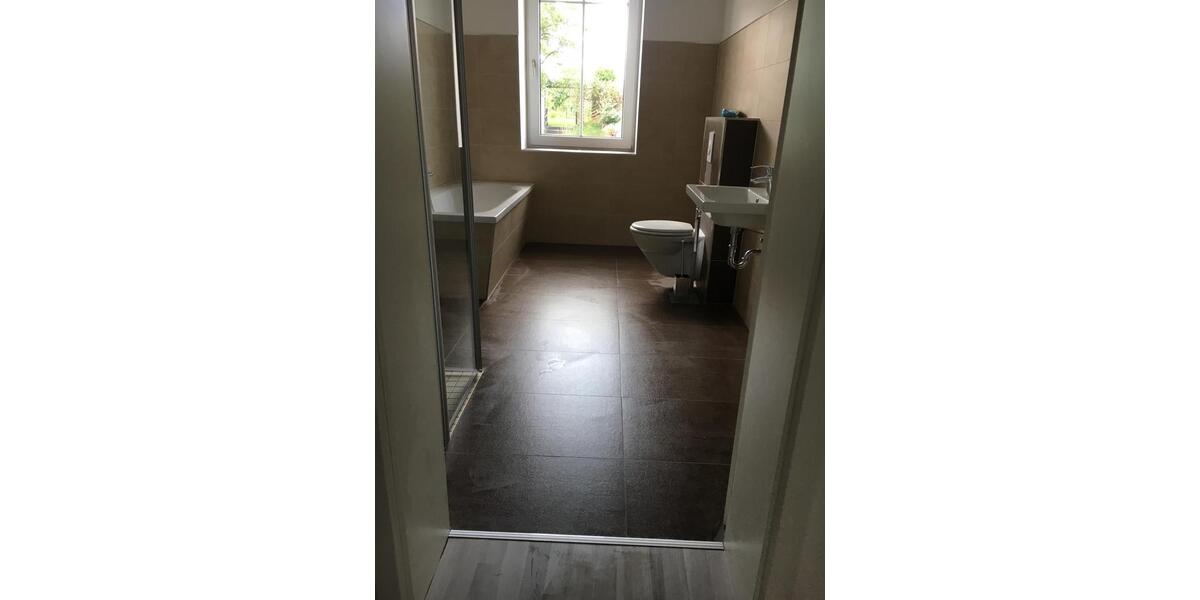 Erdgeschoßwohnung Cottbus Brunschwig - 2 Zimmer, 79 m&sup2;, 820&euro; | Angebot:26641034
