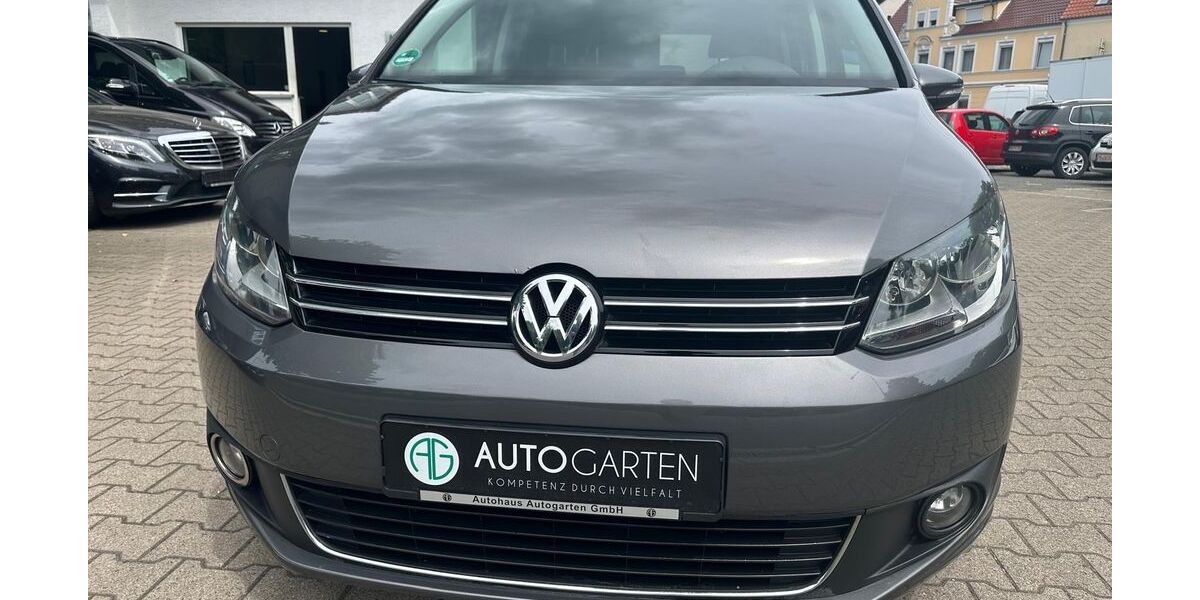 VW Touran 170.000 km 9.850 &euro; Paderborn 33098