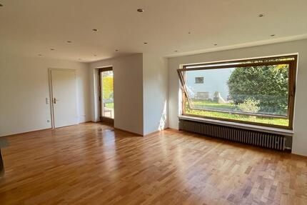 Haus Baierbrunn - 8 Zimmer, 200 m&sup2;, 3.400&euro; | Angebot:26317363