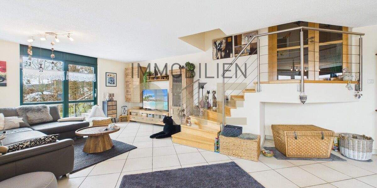 Mehrfamilienhaus, Wohnhaus Nittendorf Etterzhausen - 8 Zimmer, 259 m&sup2;, 975.000&euro; | Angebot:25108621