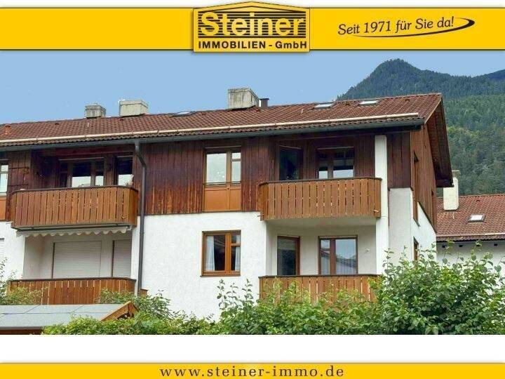 AB SOFORT: 3-Zimmer-Balkon-Wohnung ca. 80 m², 1. Stock, LIFT, voll möbliert, EBK, TG-Platz 3 zimmer