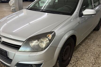 Opel Astra 123.000 km 1.997 &euro; Suhl 98528