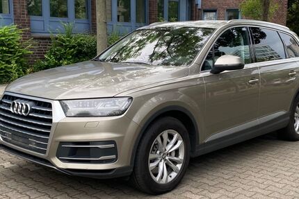 Audi Q7 320.000 km 17.999 &euro; Berlin 10623