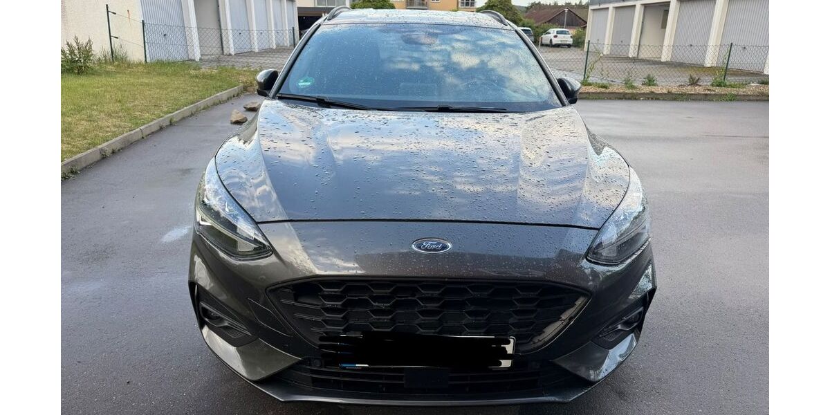Ford Focus 182.000 km 7.900 &euro; Schwandorf 92421