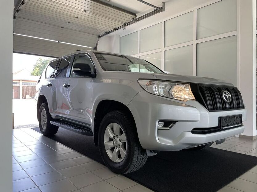 Land Cruiser
