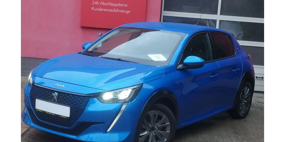 Peugeot 208 41.500 km 13.490 € Berlin 10317