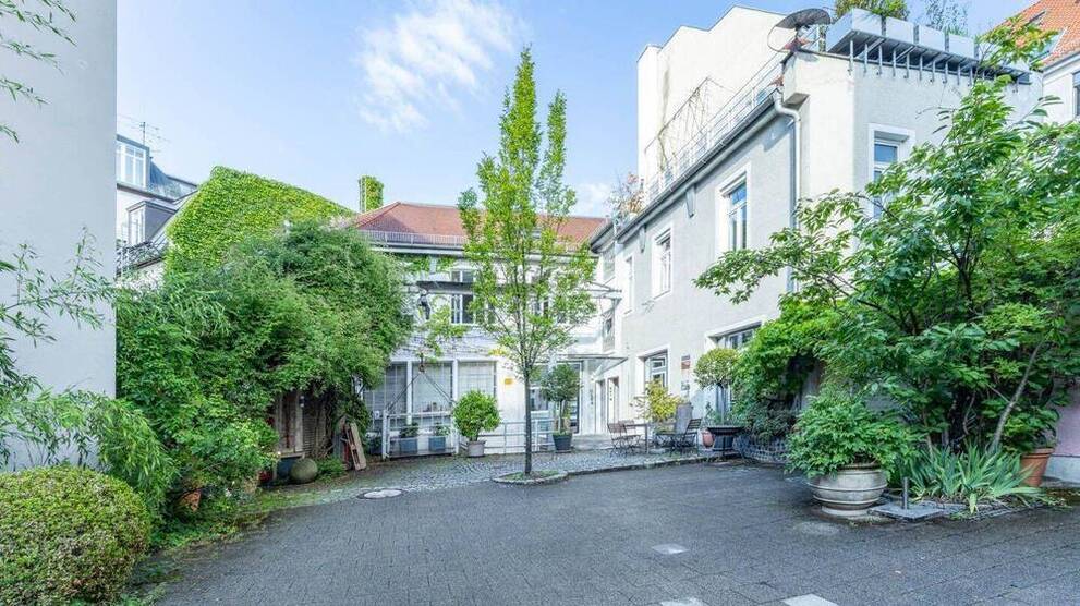 Teilmöblierte Gewerbeeinheit in superschöner Innenhoflage zwischen Sendlinger Tor und Goetheplatz