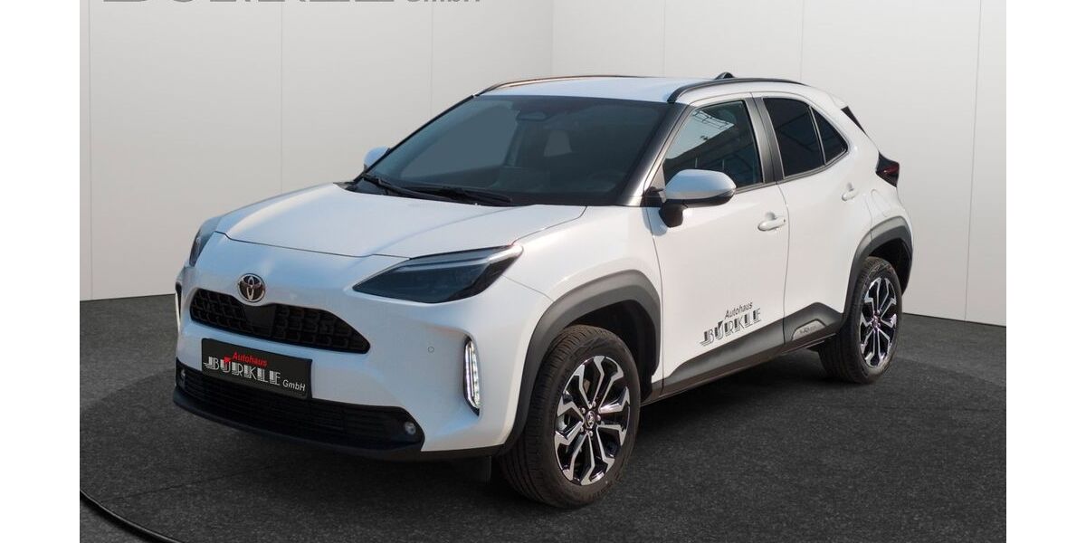 Toyota Yaris Cross 2.000 km 27.666 &euro; Frankenthal 67227