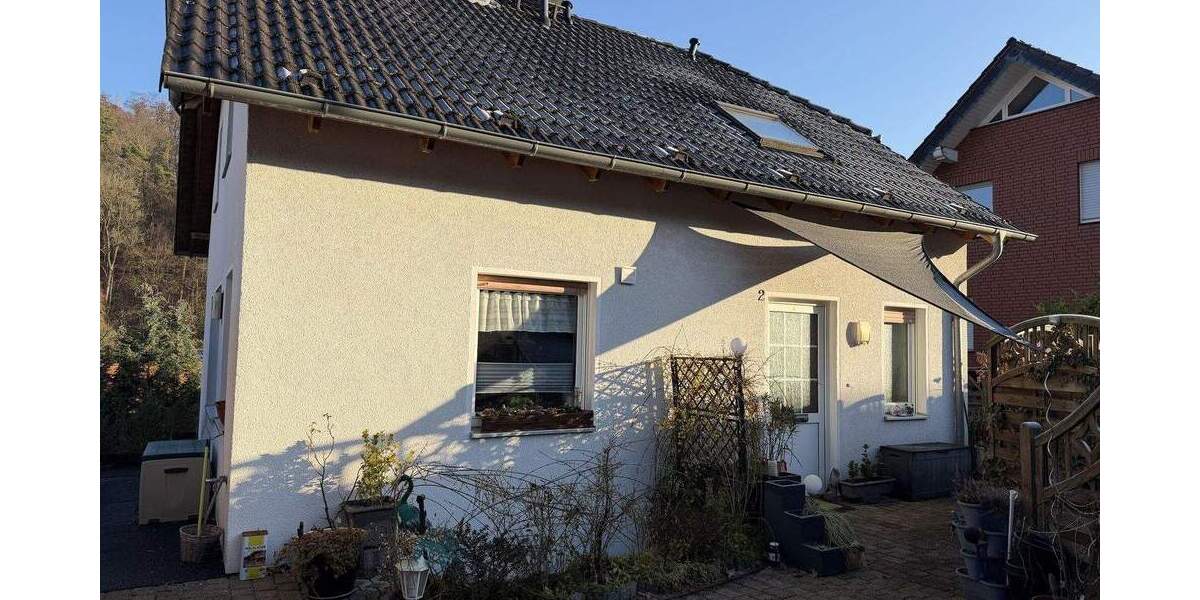 Familienfreundliches Einfamilienhaus mit separater Einliegerwohnung 6 zimmer