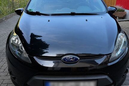 Ford Fiesta 215.600 km 2.500 &euro; Erlenbach am Main 63906